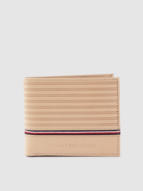 

Tommy Hilfiger Men Beige Striped Leather Two Fold Wallet