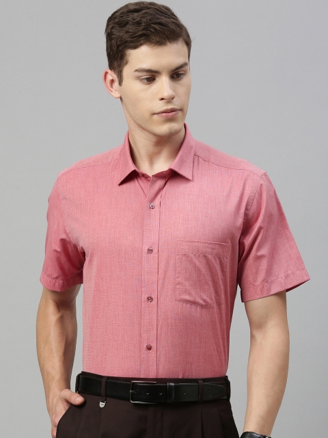 

Park Avenue Men Maroon & White Dual Tone Regular Fit Solid Casual Shirt
