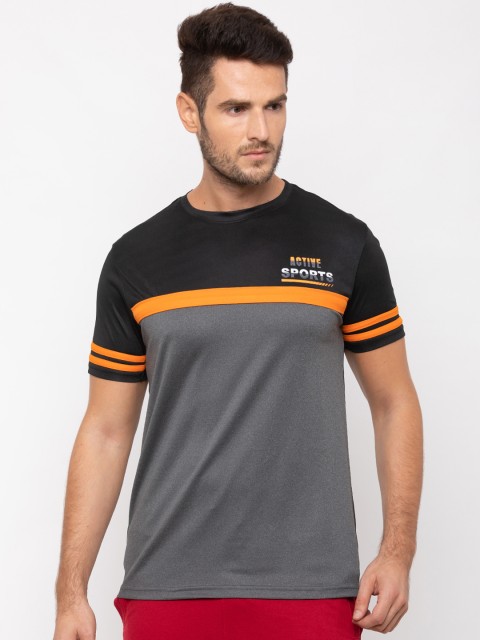 

Globus Men Black & Grey Colourblocked Slim Fit Round Neck T-shirt