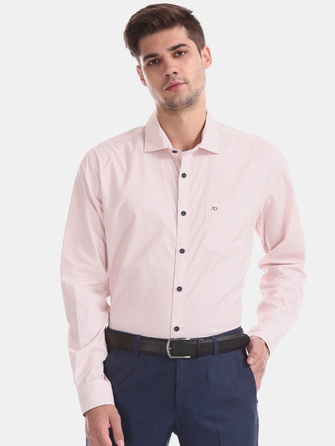 

AD By Arvind Men Peach-Coloured Regular Fit Self-Design Formal Shirt