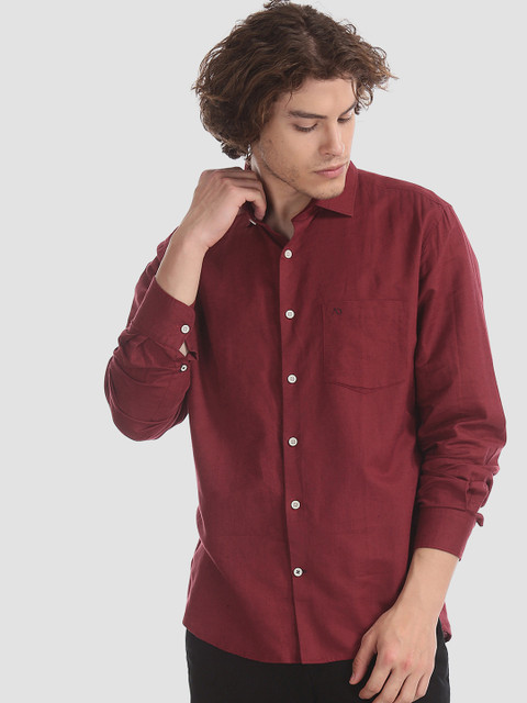 

AD By Arvind Men Maroon Slim Fit Solid Smart Casual Shirt