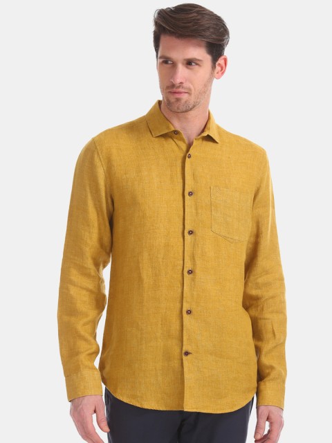 

AD By Arvind Men Mustard Yellow Linen Slim Fit Solid Casual Shirt