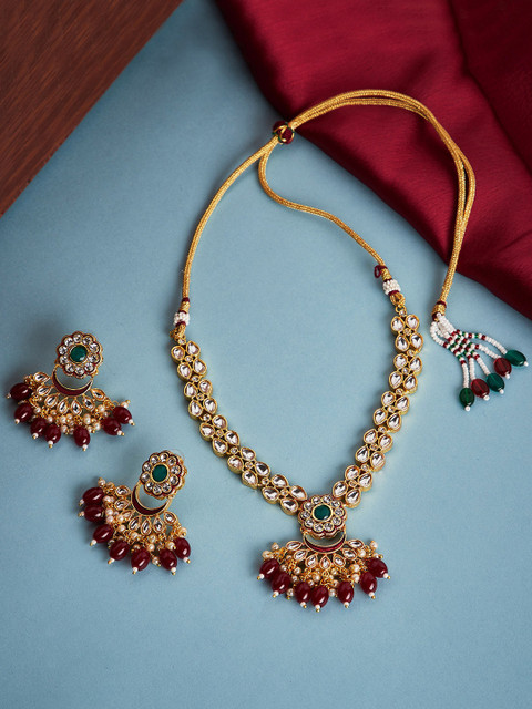 

GloBox By ZeroKaata Gold-Plated Maroon & Green Kundan Studded Jadau Jewellery Set