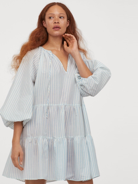 

H&M Women White & Blue Striped Puff-sleeved Dress