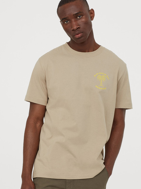 

H&M Men Beige Solid Tshirt
