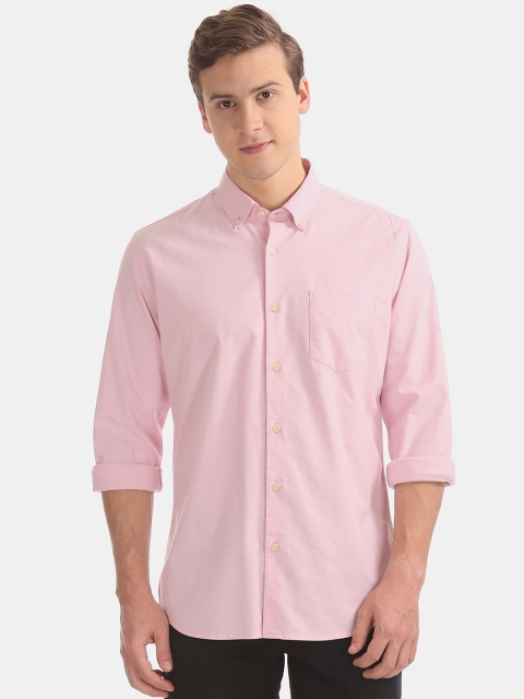 

AD By Arvind Men Peach-Coloured Slim Fit Solid Knitted Casual Shirt