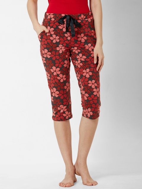 

Sweet Dreams Women Maroon & Pink Slim Fit Floral Print Lounge Capris