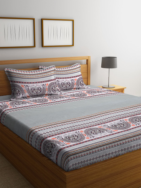 

DREAM WEAVERZ Green & Orange Ethnic Motifs 250 TC Cotton 1 Queen Bedsheet with 2 Pillow Covers