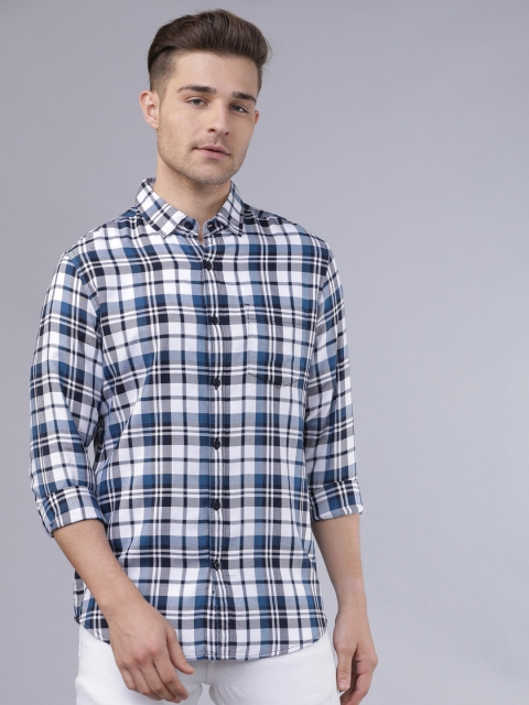 

HIGHLANDER Men White & Blue Yarn Dyed Slim Fit Checked Casual Shirt