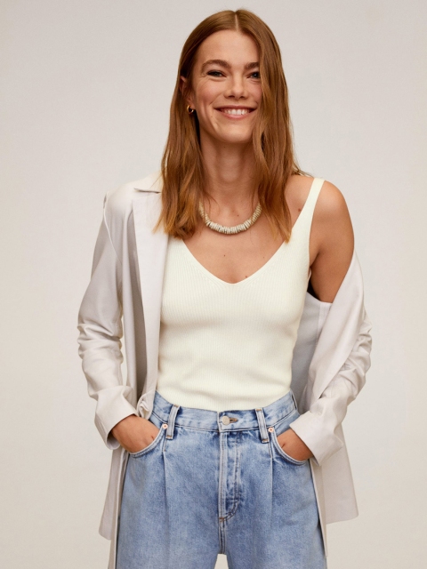 

MANGO Women White Solid Knitted Ribbed Fitted Top