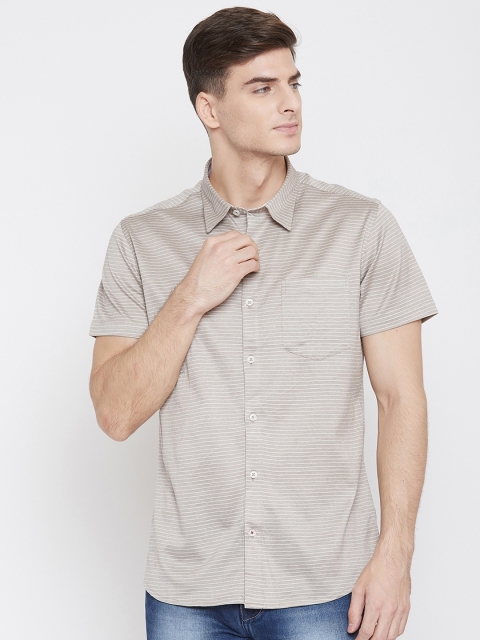 

METTLE Men Beige & White Regular Fit Striped Casual Shirt