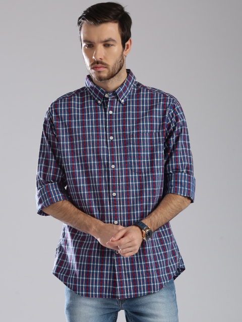 

Tommy Hilfiger Blue & Red Checked Custom Fit Casual Shirt
