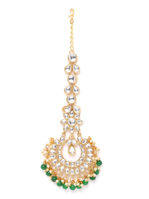 

Zaveri Pearls Green & Off-White Gold-Plated Kundan-Studded & Beaded Maang Tika