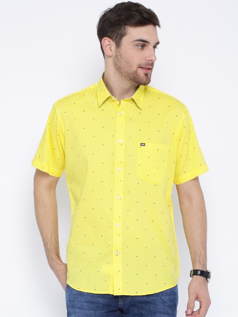 

Arrow Sport Yellow Printed Casual Shirt