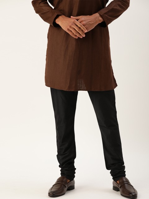 

House of Pataudi Men Black Straight Fit Solid Churidar
