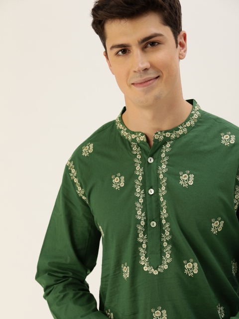 

House of Pataudi Men Green & White Floral Embroidered Straight Kurta