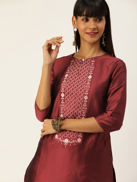 

House of Pataudi Women Maroon Embroidered Straight Kurta