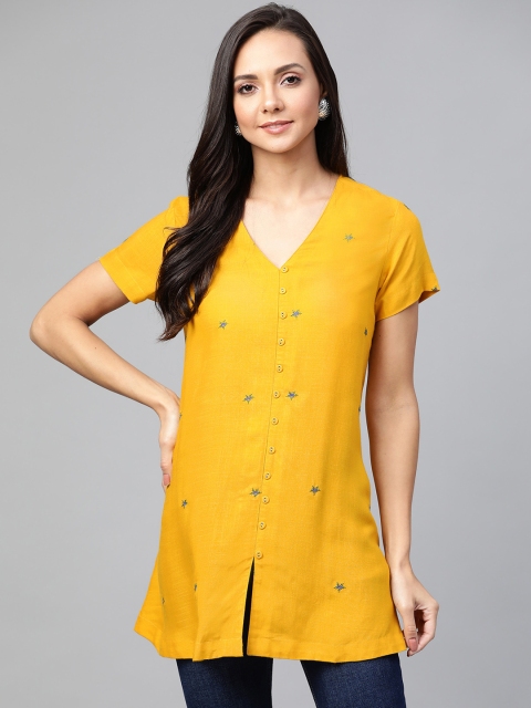 

Sangria Women Mustard Yellow Solid Top
