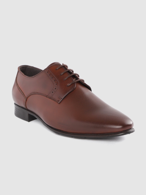 

INVICTUS Men Brown Solid Formal Derbys