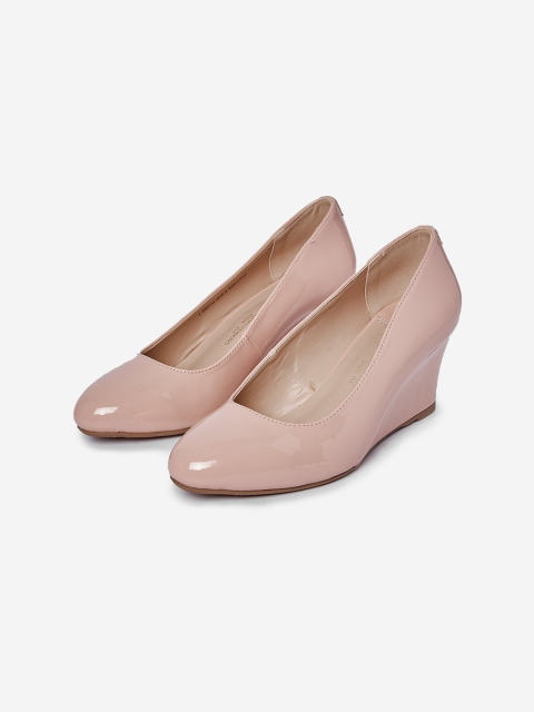 

DOROTHY PERKINS Women Peach-Coloured Solid Wide Fit Pumps