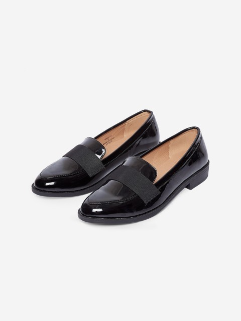 

DOROTHY PERKINS Women Black Solid Loafers