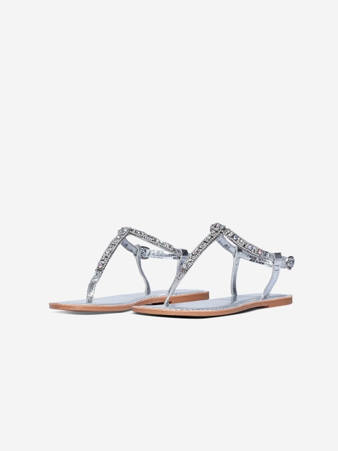 

DOROTHY PERKINS Women Silver-Toned Embellished Leather T-Strap Flats
