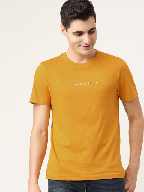 

ether Men Mustard Yellow Printed Round Neck T-shirt