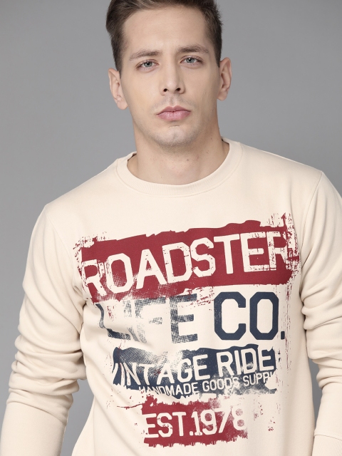 

Roadster Men Off-White & Maroon Printed Sweatshirt