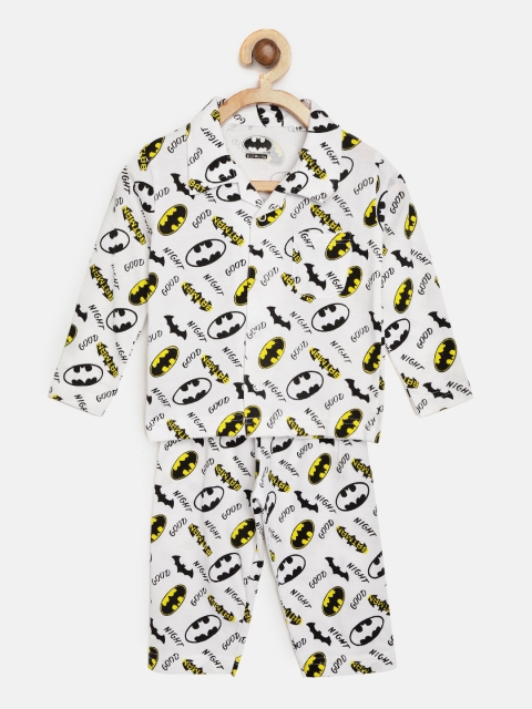 

Eteenz Boys White & Black Batman Print Night suit