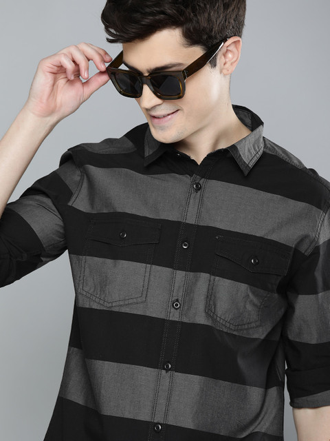 

HERE&NOW Men Charcoal Gey & Black Slim Fit Striped Casual Shirt