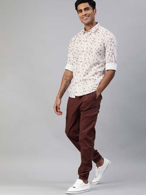

Mast & Harbour Men White & Brown Regular Fit Printed Casual Shirt