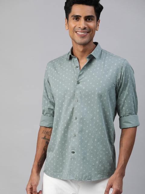 

Mast & Harbour Men Sea Green & White Regular Fit Floral Printed Casual Shirt