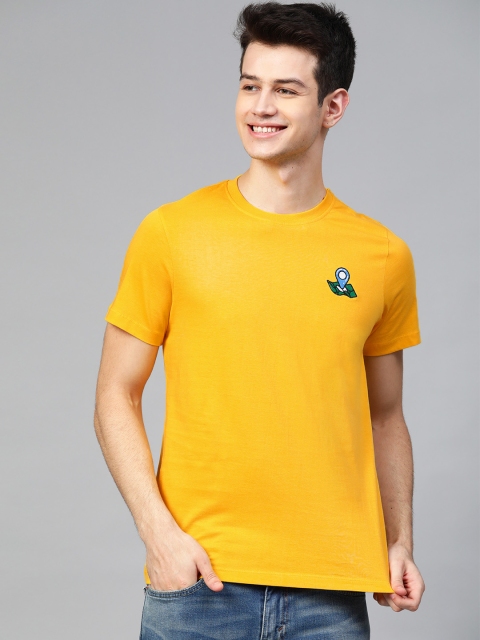 

Mast & Harbour Men Yellow Solid Round Neck T-shirt