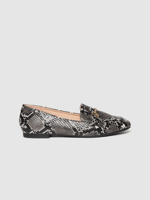 

DressBerry Women Black & White Snakeskin Textured Horsebit Loafers