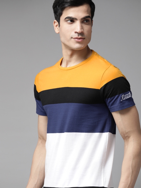 

Roadster Men Mustard Yellow & Navy Blue Colourblocked Round Neck T-shirt