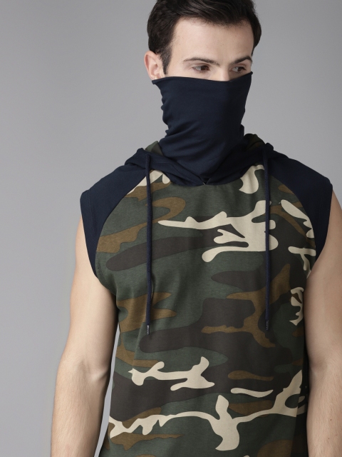 Men Olive Green Camouflage Print Hooded Pure Cotton T-shirt