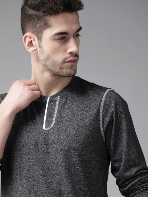 

Roadster Men Charcoal Grey Grindle Effect Henley Neck T-shirt