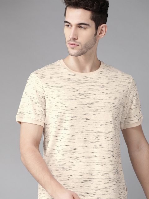 

Roadster Men Cream-Coloured & Black Self-Design Round Neck T-shirt