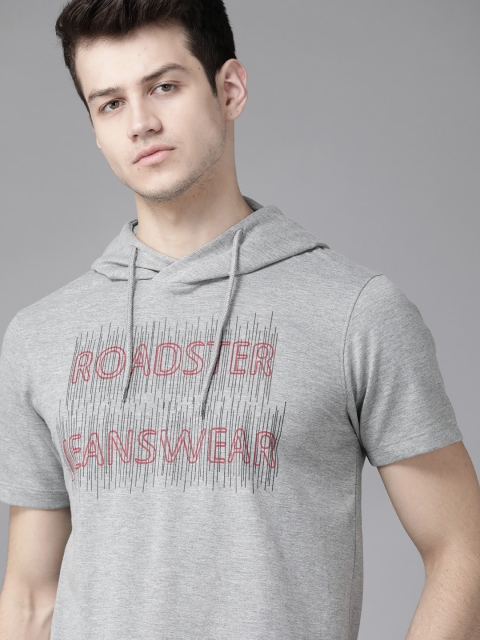 

Roadster Men Grey Melange & Red Printed Hooded T-shirt