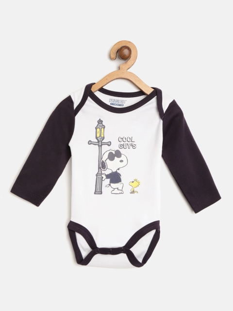 

Moms Love Boys White & Purple Snoppy Print Bodysuit