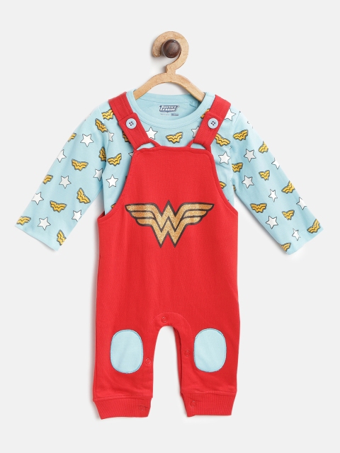 

Moms Love Girls Blue & Red Wonder Women Print T-shirt with Dungarees
