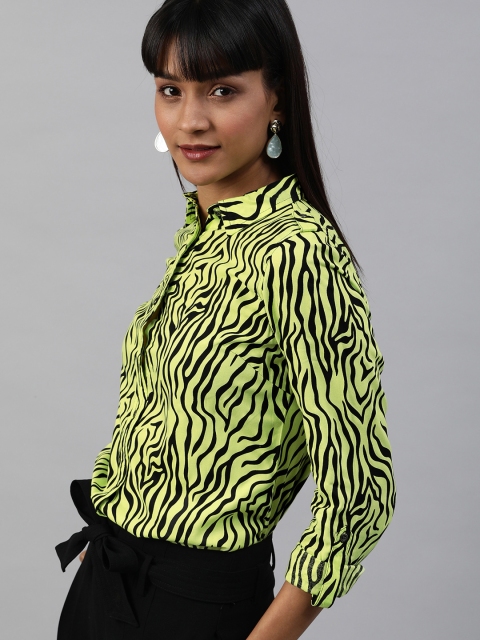 

HERE&NOW Women Fluorescent Green & Black Regular Fit Abstract Printed Casual Shirt