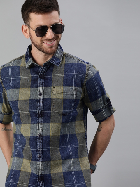 

HERE&NOW Men Blue & Khaki Slim Fit Checked Casual Shirt