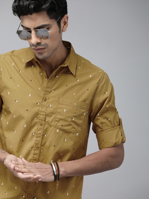 

Roadster Men Mustard Yellow Regular Fit Printed Casual Shirt