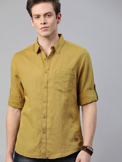 

Roadster Men Mustard Yellow Regular Fit Solid Casual Shirt