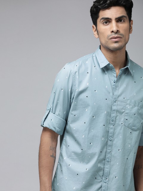 

Roadster Men Blue Regular Fit Geometric Printed Casual Shirt