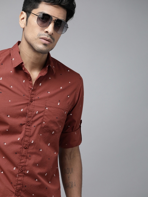 

Roadster Men Brown Regular Fit Printed Casual Shirt