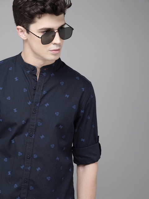 

Roadster Men Navy Blue Regular Fit Printed Casual Sustainable Shirt