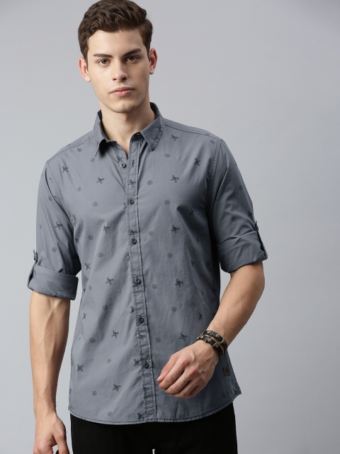 

Roadster Men Grey & Black Regular Fit Printed Casual Shirt