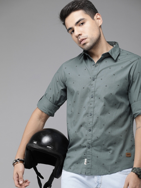 

Roadster Men Grey & Black Regular Fit Printed Casual Shirt